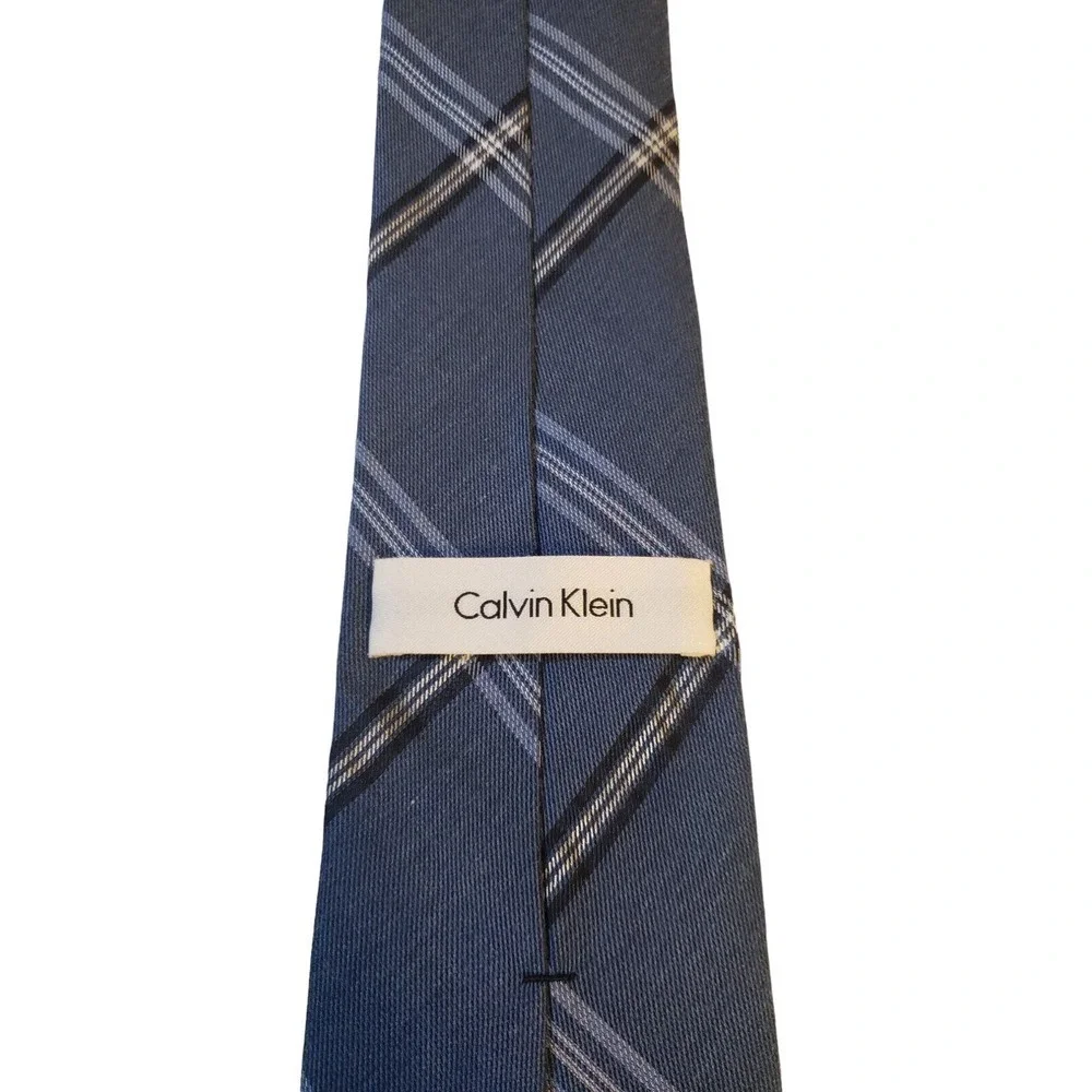Calvin Klein Mens Neck‎ Tie Silk Blend Blue Plaid Tie Jean Like Material Trendy
